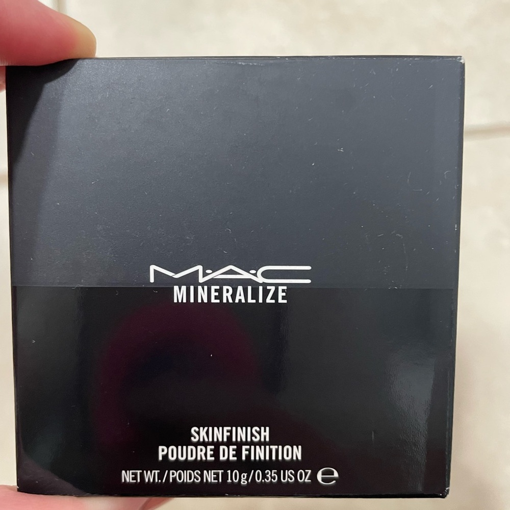 MAC Mineralize Skinfinish Powder